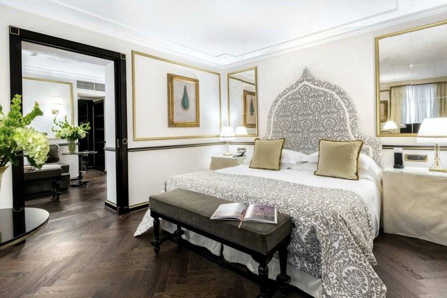 Splendid Venice - Starhotels Collezione hotel bedroom