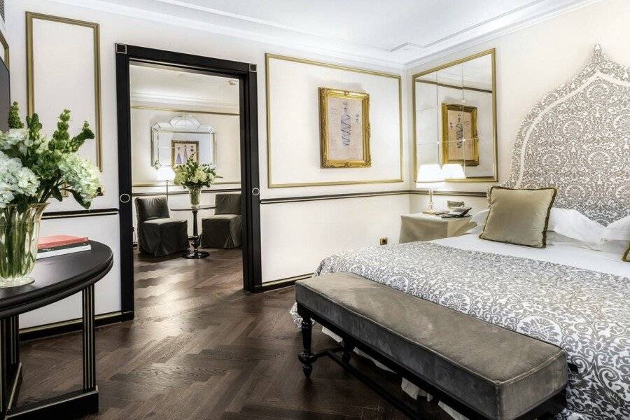 Splendid Venice - Starhotels Collezione hotel bedroom