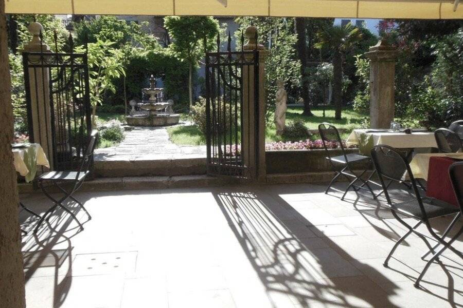 Hotel Sant'Antonin garden, restaurant