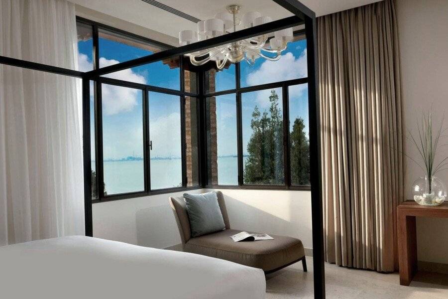 JW Marriott Venice Resort & Spa hotel bedroom,ocean view