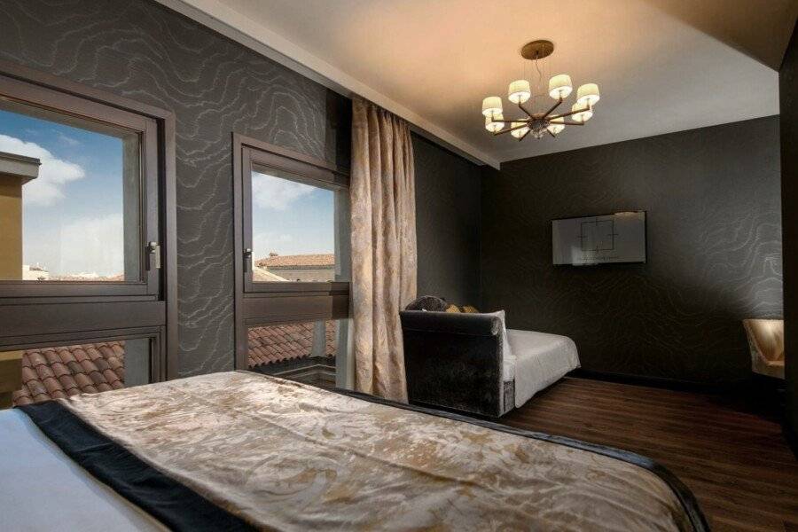 Palazzo Veneziano - Venice Collection hotel bedroom