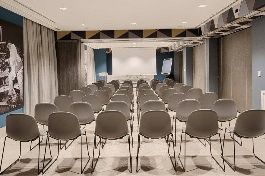 Avani Rio Novo Hotel  conference room,meeting room