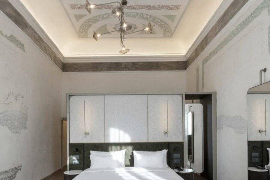 Radisson Collection Hotel, Palazzo Nani hotel bedroom