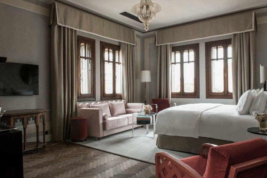 Nolinski Venezia - Evok Collection hotel bedroom