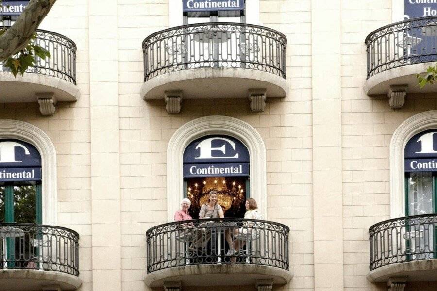 Hotel Continental Barcelona facade, balcony