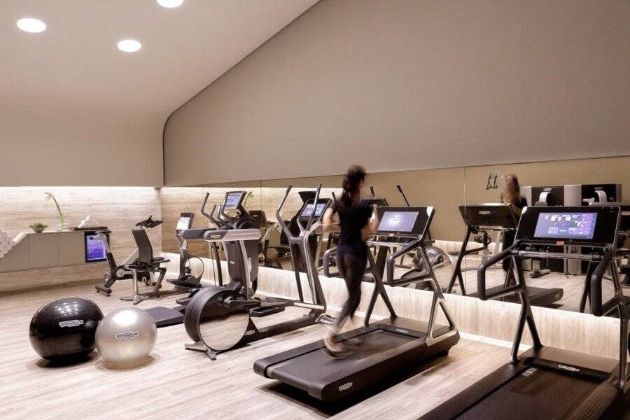 InterContinental Barcelona, an IHG Hotel fitness centre