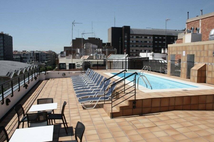 Sunotel Junior rooftop pool