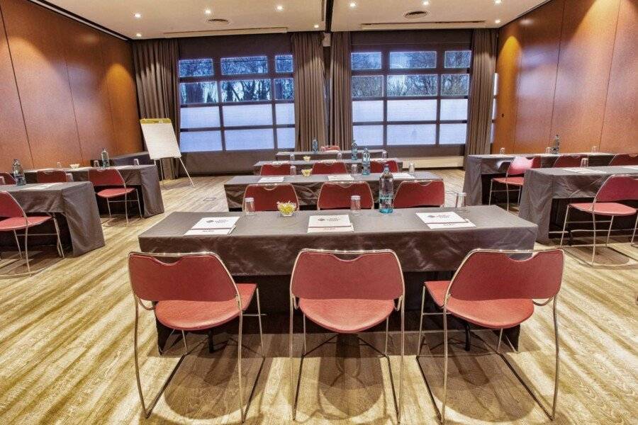 Best Western Plus Hotel Alfa Aeropuerto conference room,meeting room