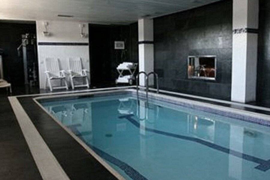 Best Western Plus Hotel Alfa Aeropuerto indoor pool,spa