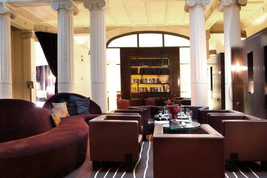 Hotel Casa Fuster G.L Monumento lobby