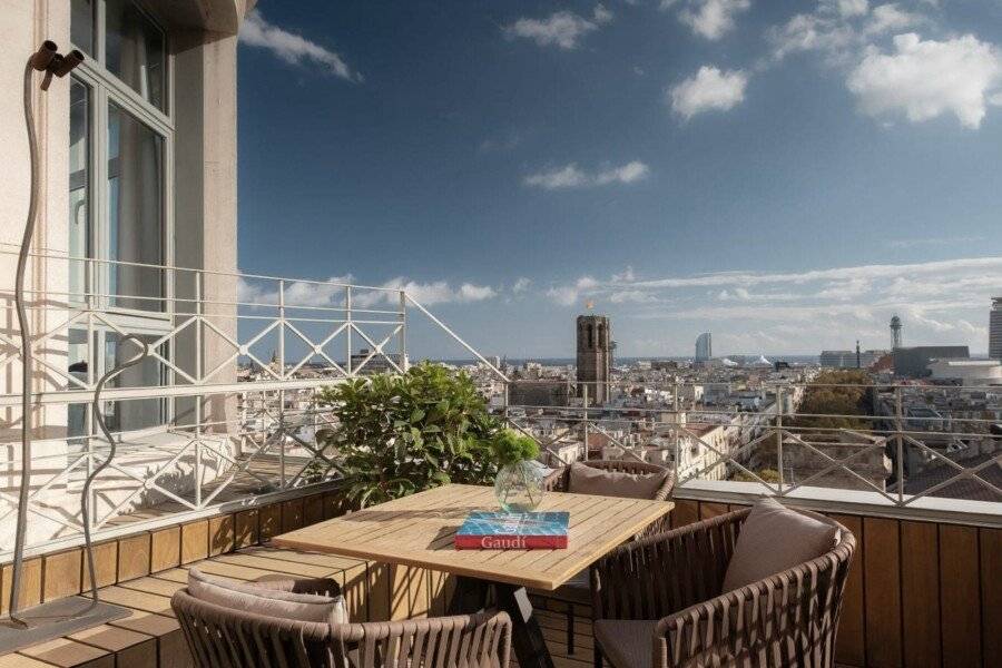 Le Meridien Barcelona balcony,ocean view