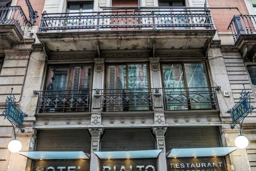 Hotel Rialto facade, restaurant