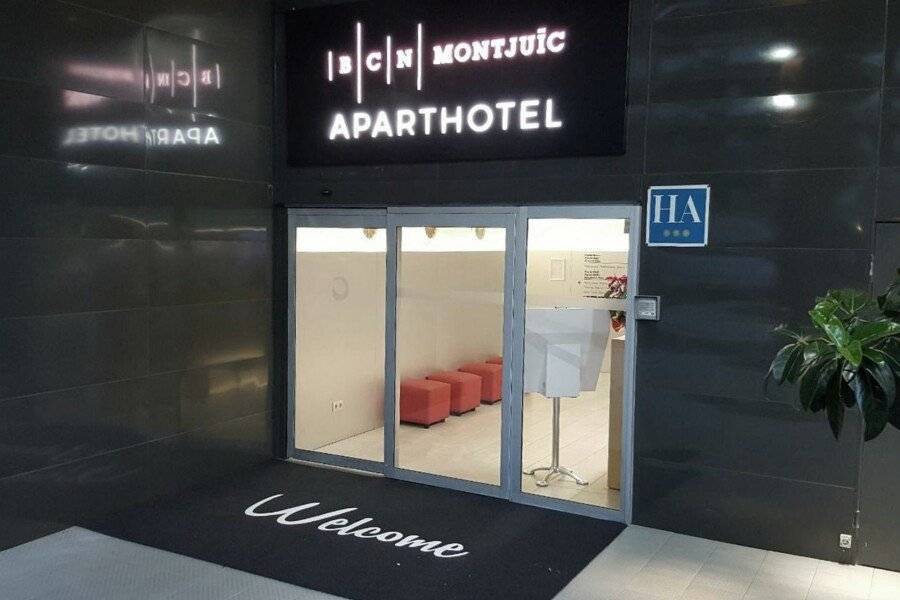 Aparthotel Bcn Montjuic ,hotel facade