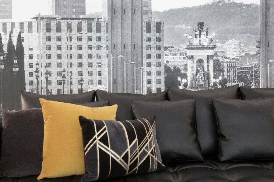 Aparthotel Bcn Montjuic 