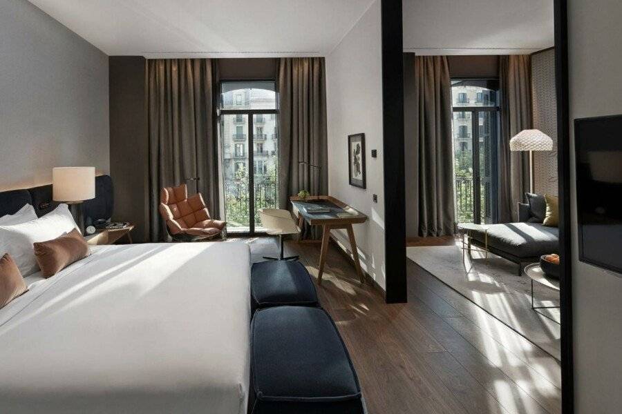 Mandarin Oriental, Barcelona hotel bedroom