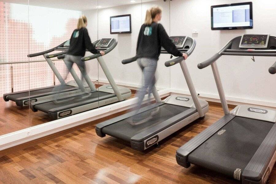 Ibis Barcelona Plaza Glòries 22@ fitness centre