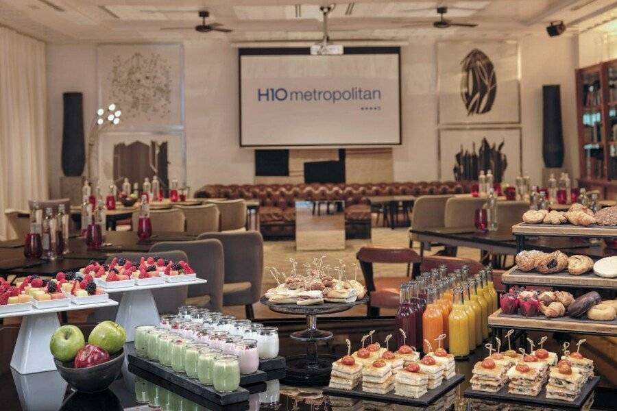 H10 Metropolitan 4* Sup restaurant, breakfast