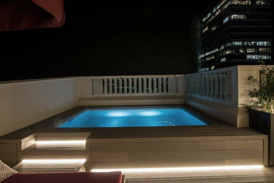 Vincci Mae rooftop pool,jacuzzi