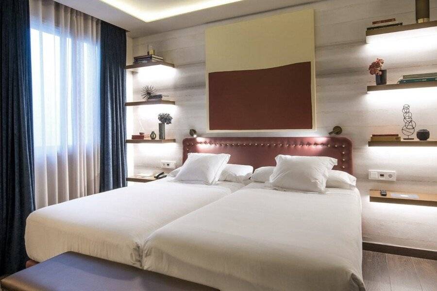 Vincci Mae hotel bedroom