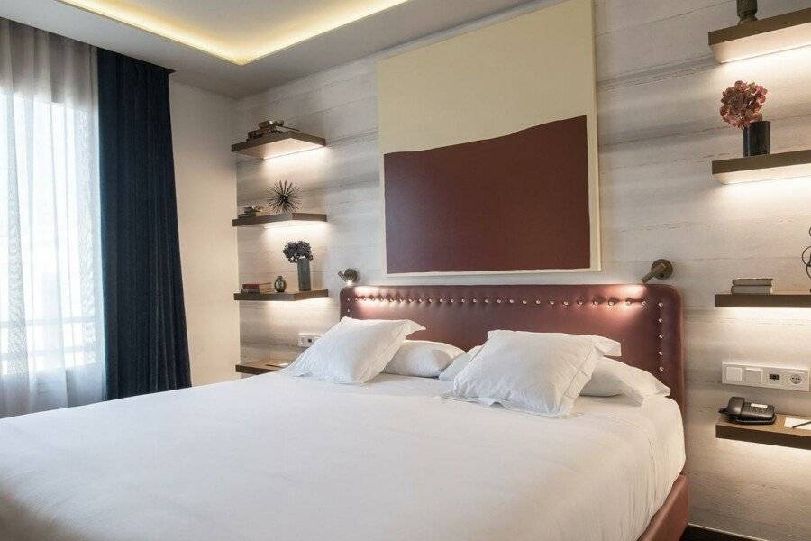 Vincci Mae hotel bedroom