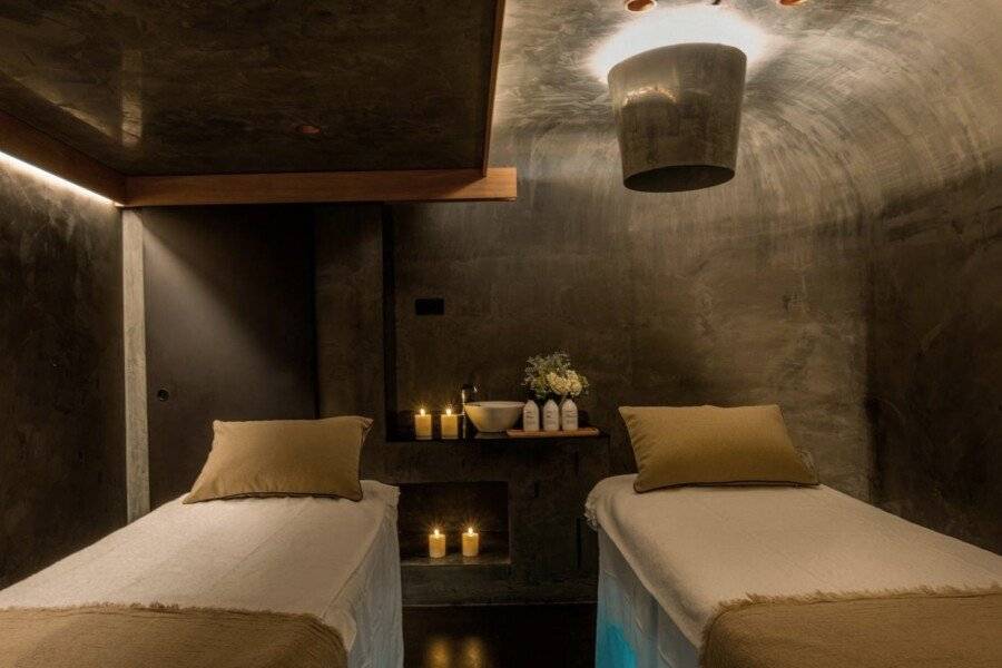 ME Barcelona spa