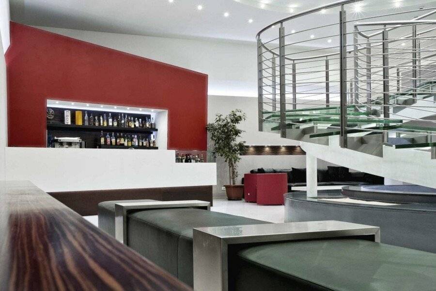 Ibis Styles Milano Centro lobby, bar