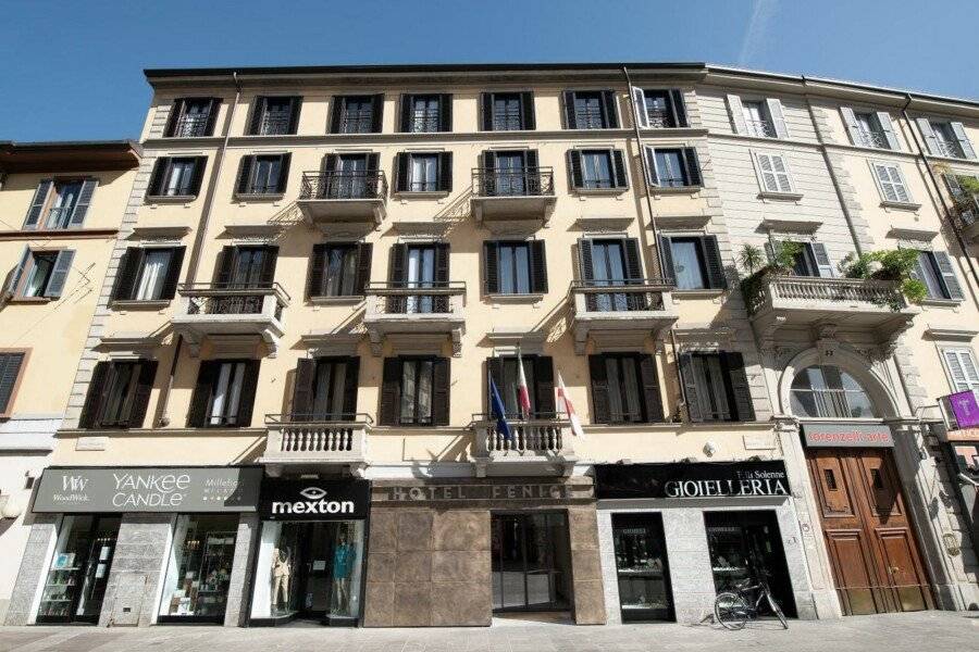 Hotel Fenice facade