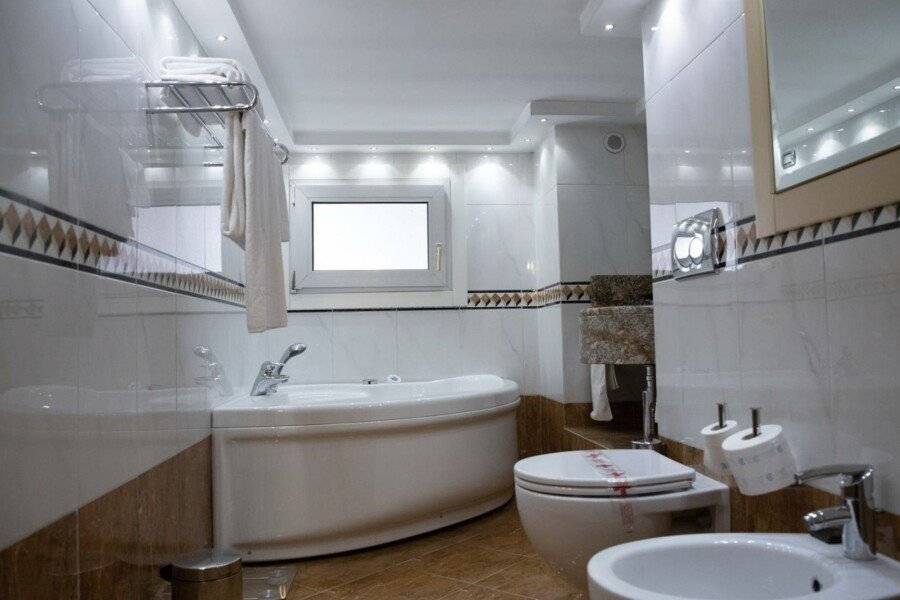 Hotel Wagner bathtub