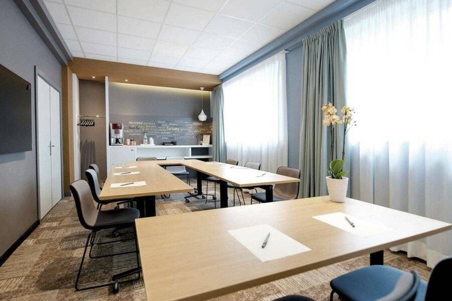 Ibis Milano Centro conference room,meeting room