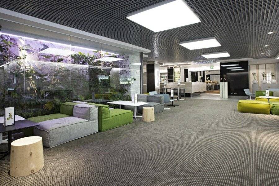 Novotelo Nord Ca' Granda lobby