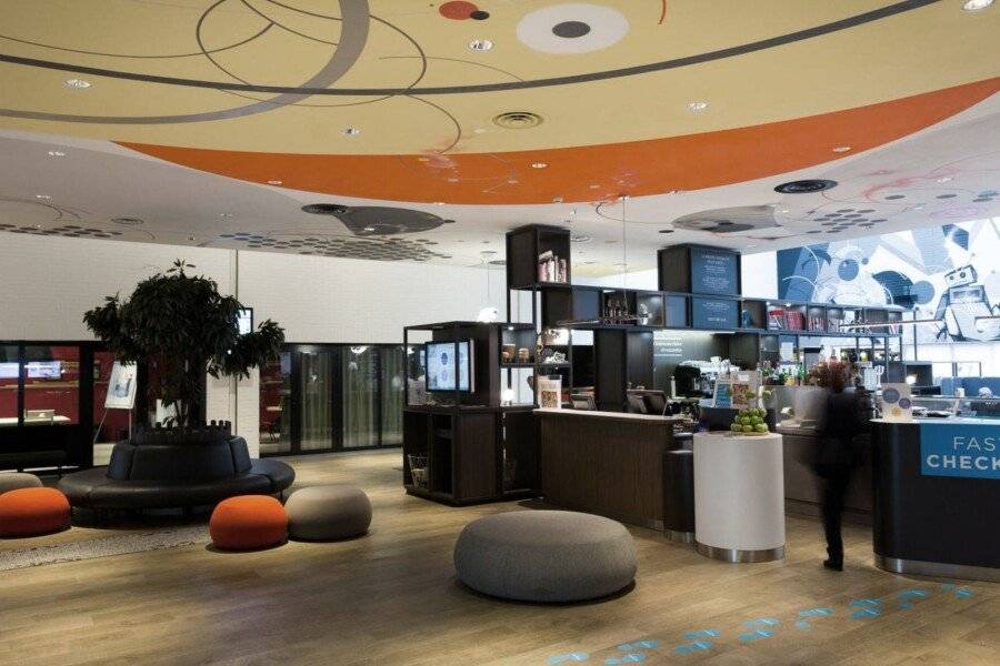 Novotel Milano Linate Aeroporto lobby,front desk,