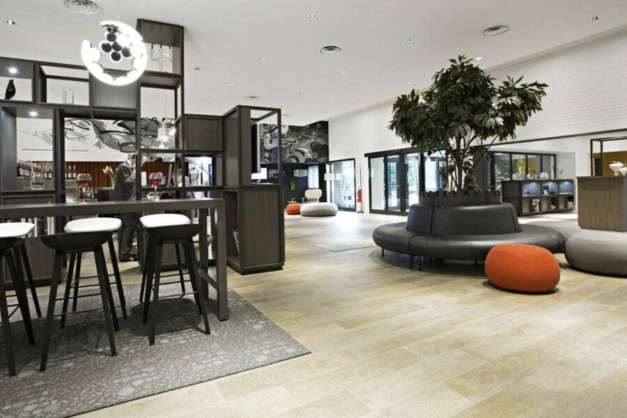 Novotel Milano Linate Aeroporto lobby,bar