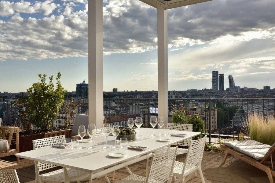 Milano Verticale | UNA Esperienze rooftop pool,restaurant,ocean view