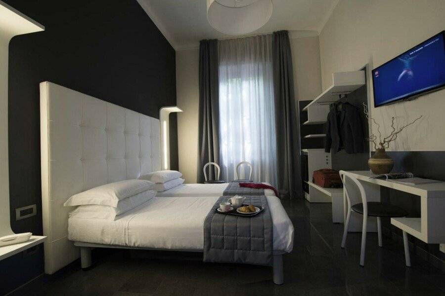 Hotel San Francisco, Milano hotel bedroom