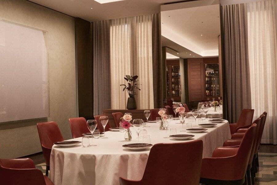 Park Hyatt Milano restaurant,conference room,meeting room