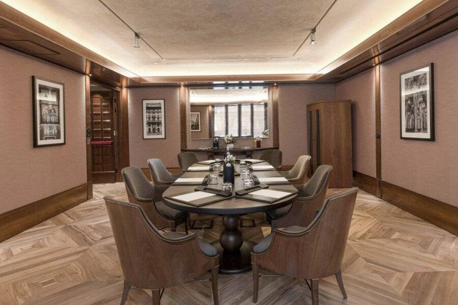 Park Hyatt Milano conference room,meeting room