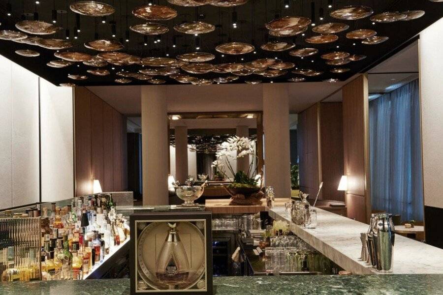 Park Hyatt Milano bar