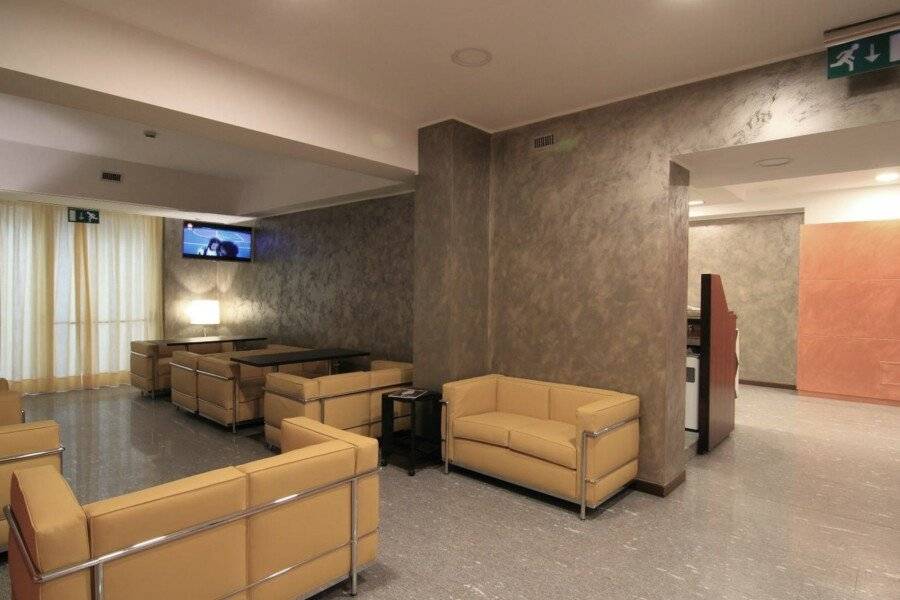 Hotel Metrò lobby