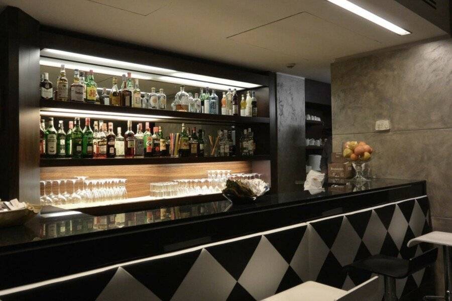 Hotel Metrò bar