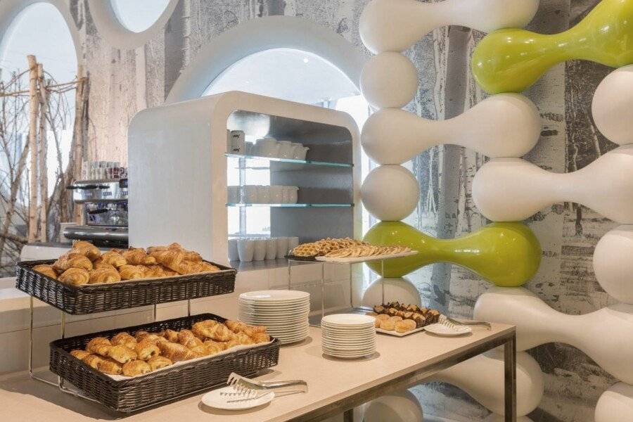 voco-Fiere, an IHG Hotel breakfast