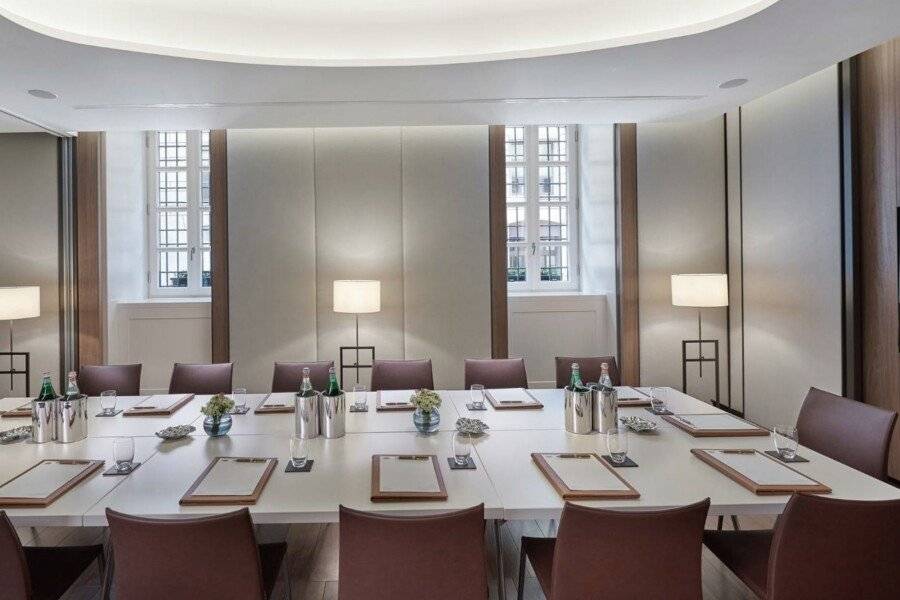 Mandarin Oriental, Milan conference room,meeting room