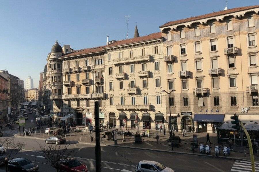 Hotel Stradivari , facade