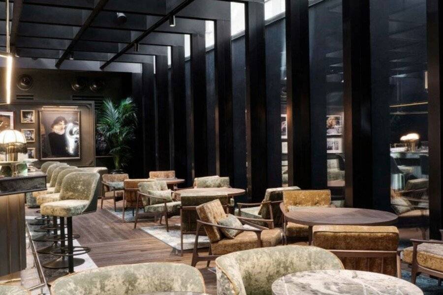 Radisson Collection Hotel, Santa Sofia Milan lounge,bar