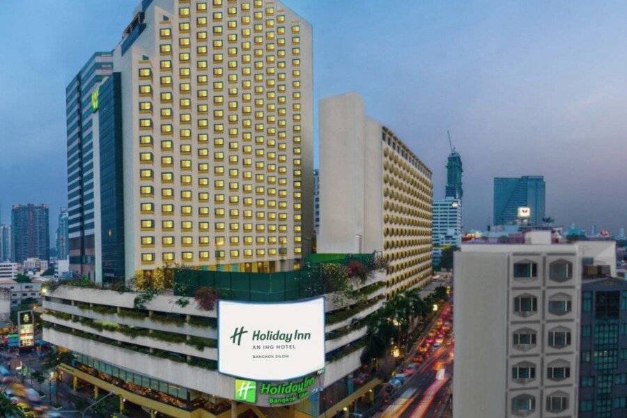 Holiday Inn Bangkok Silom, an IHG Hotel facade