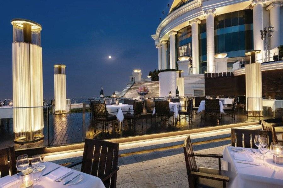 lebua at State Tower facade,restaurant