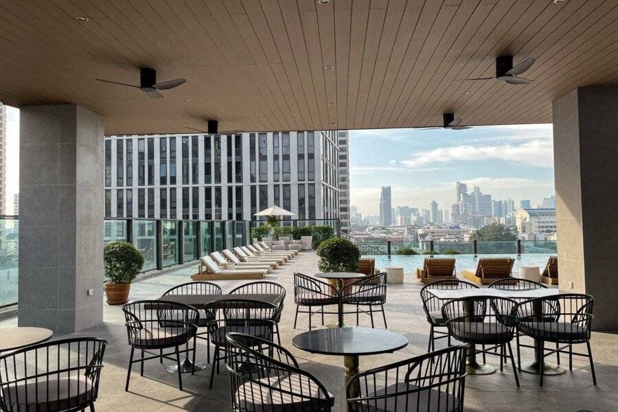 Urbana Sathorn Hotel 