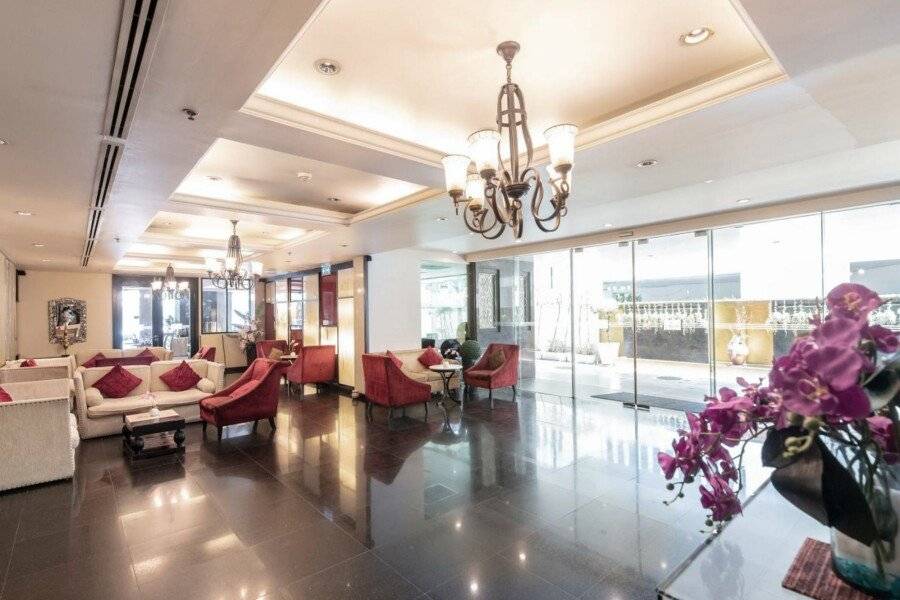 Admiral Premier Bangkok lobby