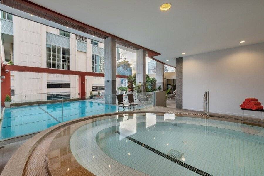 Bandara Suites Silom spa,indoor pool,outdoor pool