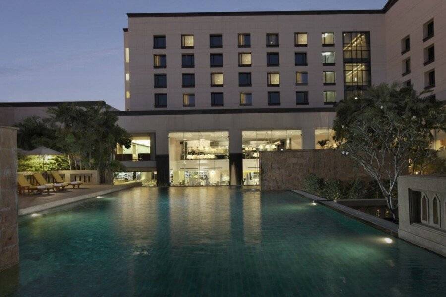 Dusit Princess Srinakarin facade,outdoor pool