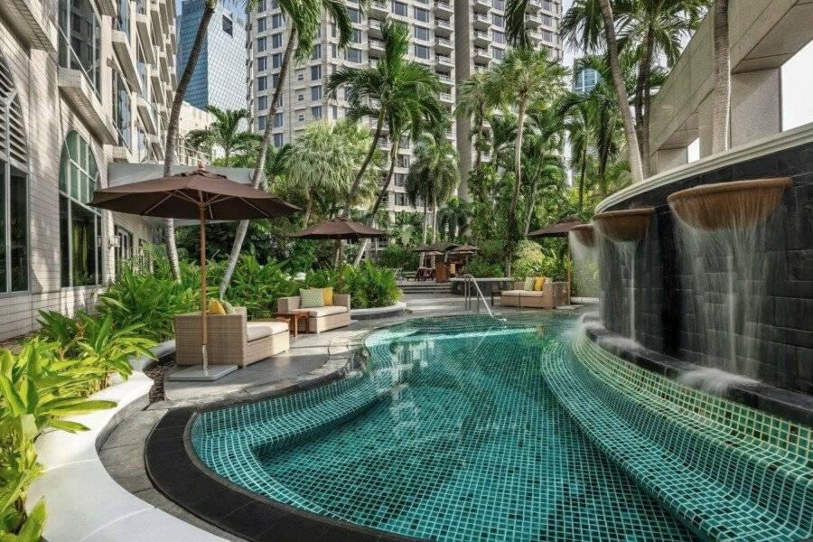 Conrad Bangkok outdoor pool,spa,garden